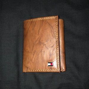 Tommy Hilfiger wallet